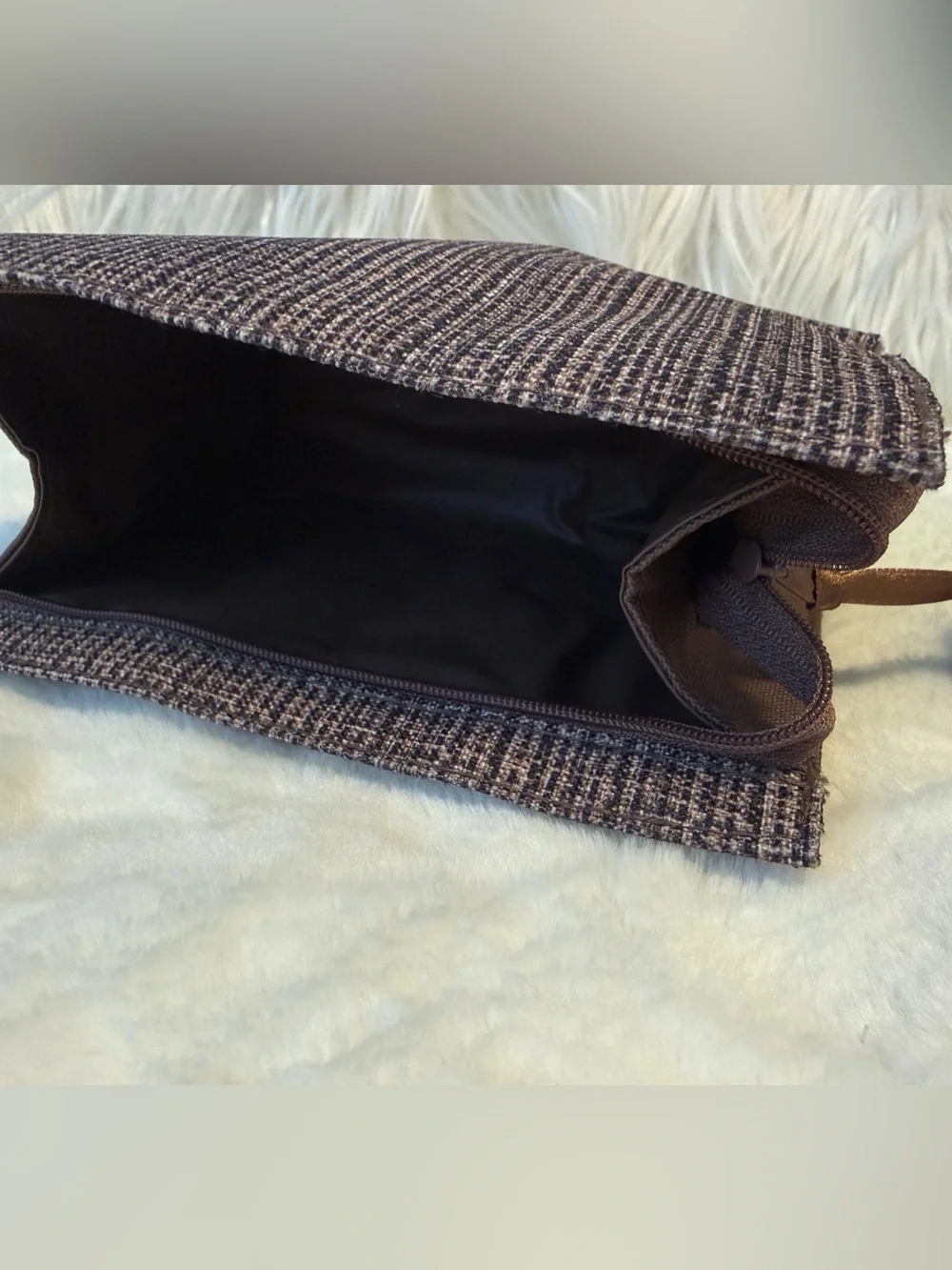 Merle Norman Cosmetic Zippered Bag With Pom
